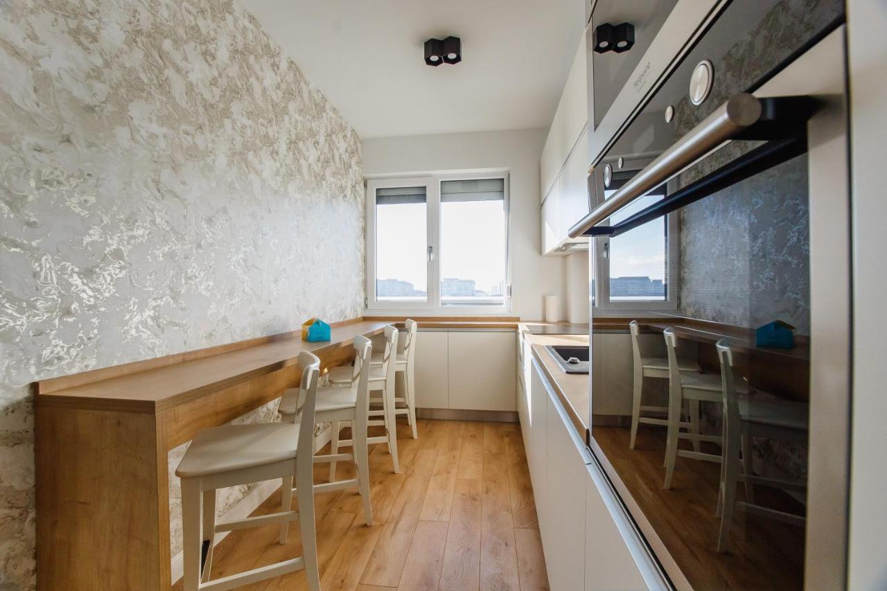 Fantastic Apartment At Prima Residence Oradea Bagian luar foto