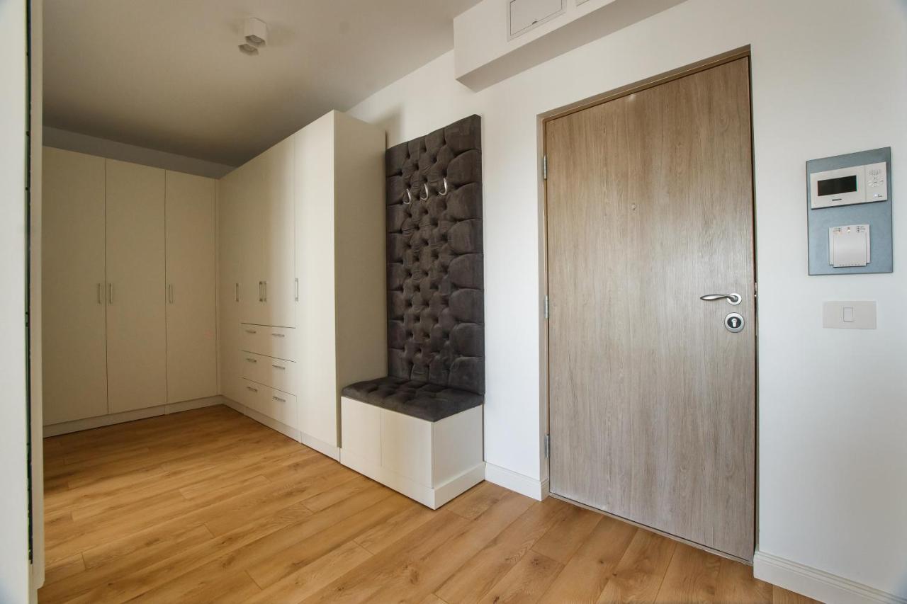 Fantastic Apartment At Prima Residence Oradea Bagian luar foto