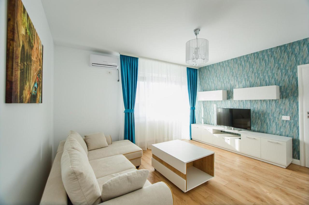 Fantastic Apartment At Prima Residence Oradea Bagian luar foto