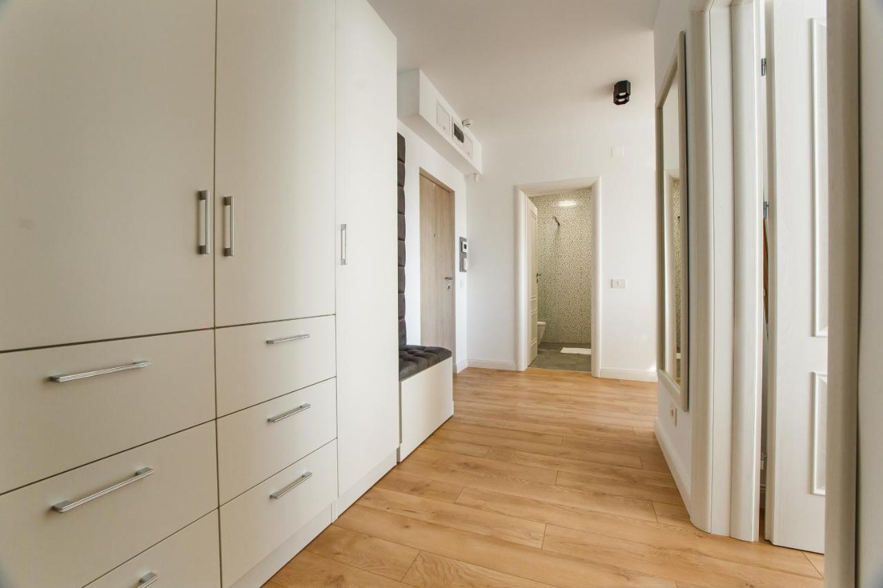 Fantastic Apartment At Prima Residence Oradea Bagian luar foto